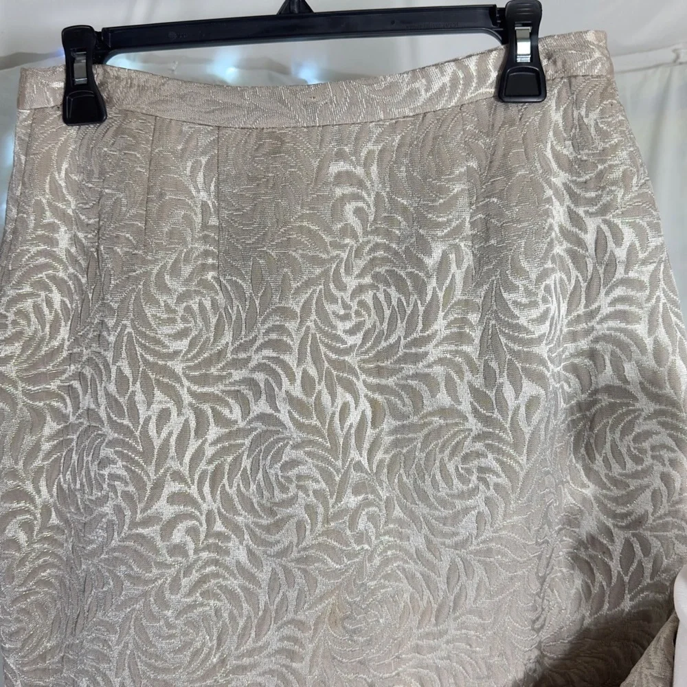 Lily Taylor Evening Skirt Set - Picture 14 of 14